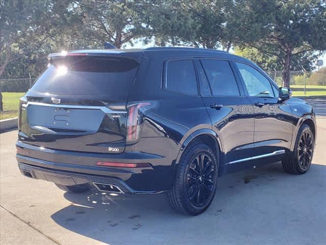 used 2022 Cadillac XT6 car, priced at $36,977