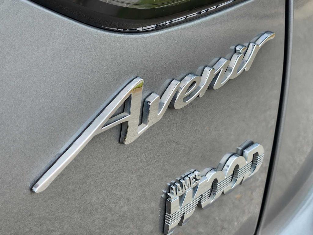 used 2023 Buick Envision car, priced at $32,977