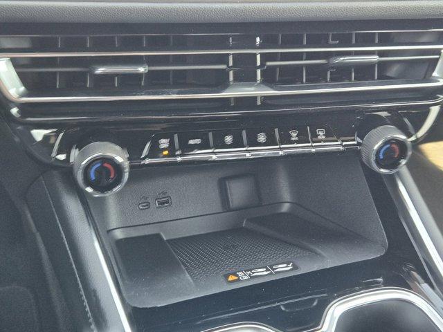 new 2026 Chevrolet Traverse car, priced at $44,920