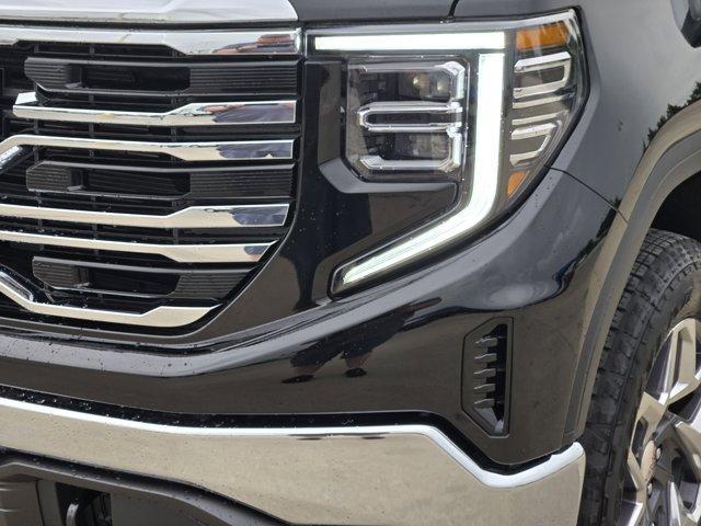 new 2025 GMC Sierra 1500 car, priced at $54,540