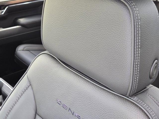 new 2025 GMC Sierra 1500 car, priced at $69,195