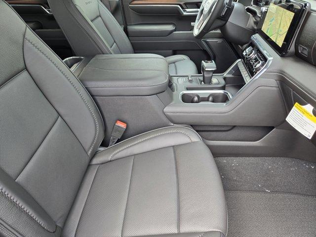 new 2025 GMC Sierra 1500 car, priced at $69,195