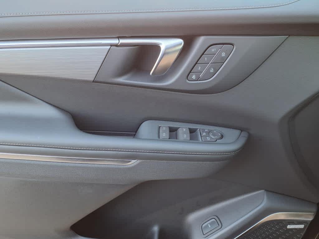 new 2025 Buick Enclave car, priced at $45,630