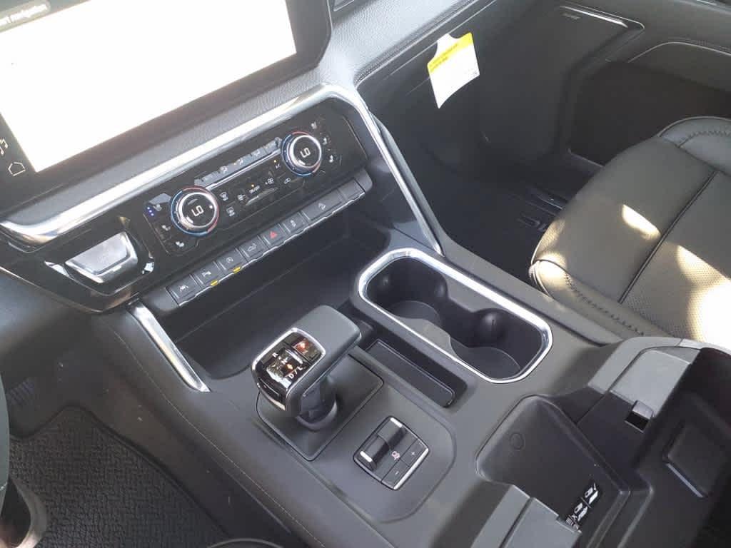 new 2025 GMC Sierra 1500 car, priced at $69,195