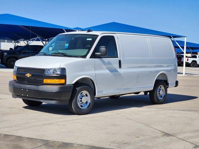 new 2025 Chevrolet Express 2500 car