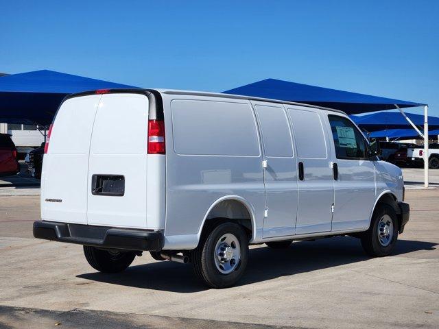 new 2025 Chevrolet Express 2500 car