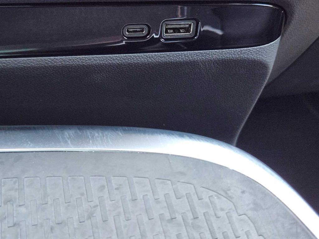 used 2025 Buick Enclave car, priced at $45,977