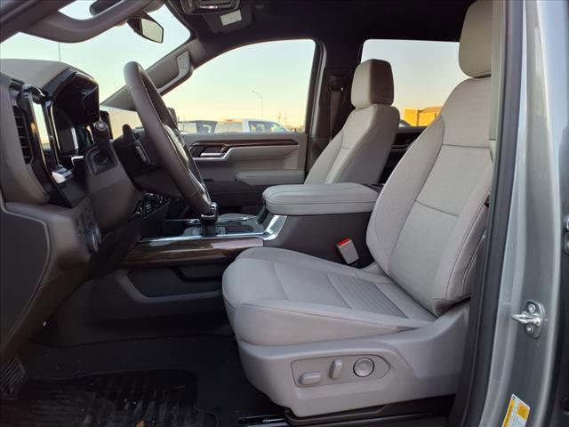 new 2025 Chevrolet Silverado 1500 car, priced at $46,295
