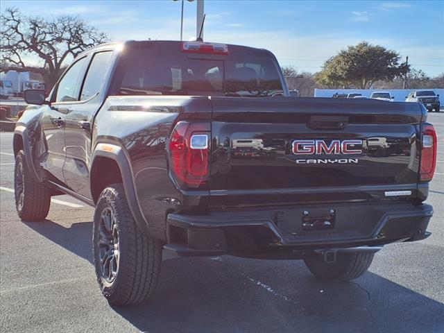 new 2025 GMC Canyon car