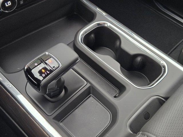 new 2025 GMC Sierra 1500 car, priced at $58,320
