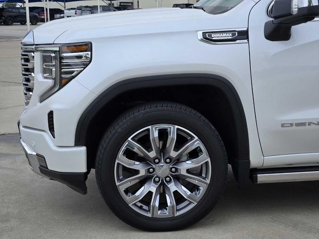 used 2023 GMC Sierra 1500 car, priced at $55,977