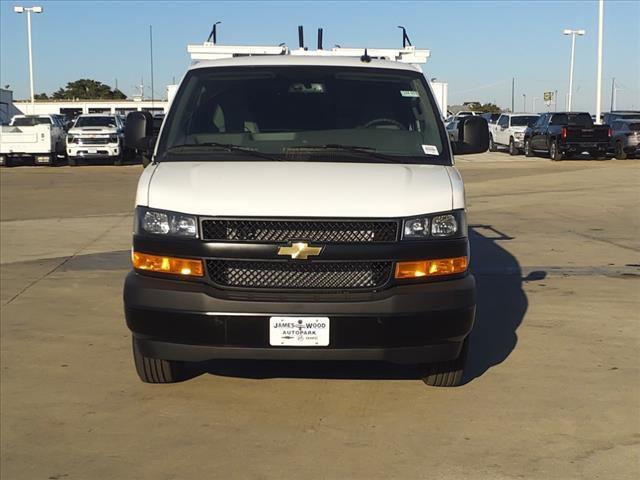 new 2024 Chevrolet Express 2500 car