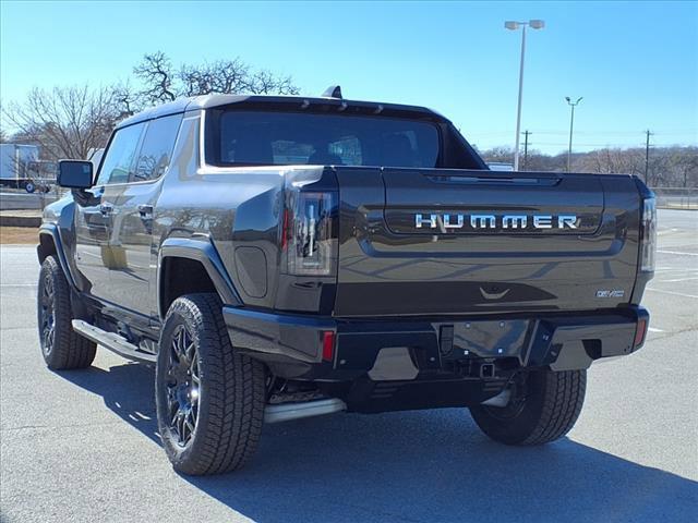 new 2025 GMC HUMMER EV Pickup car