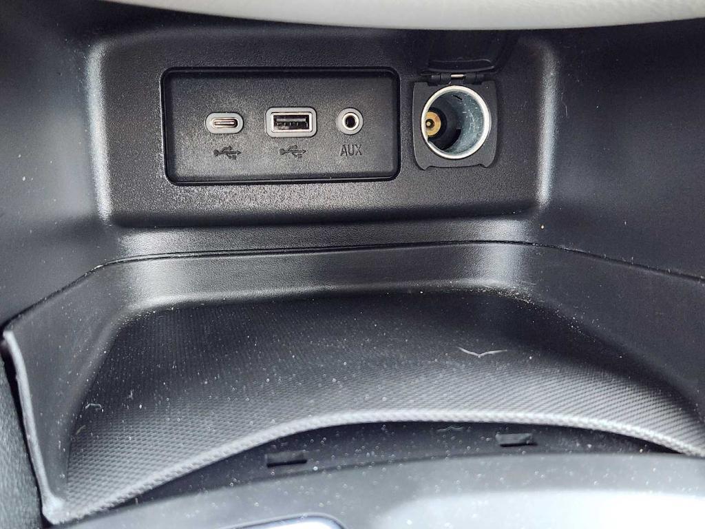 used 2022 Chevrolet Equinox car, priced at $24,950