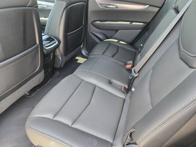 new 2025 Cadillac XT6 car, priced at $49,565