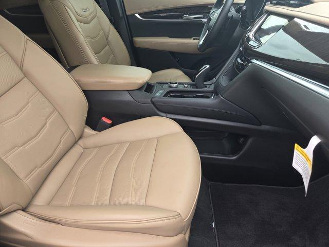 new 2024 Cadillac XT6 car, priced at $61,789