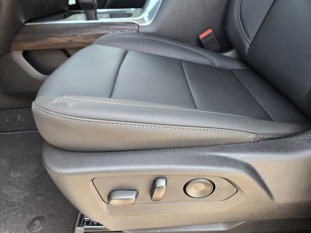 new 2025 GMC Sierra 1500 car, priced at $58,320