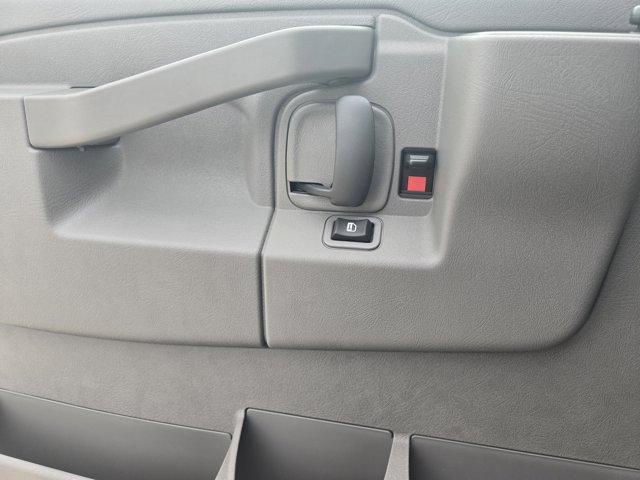 new 2025 Chevrolet Express 2500 car