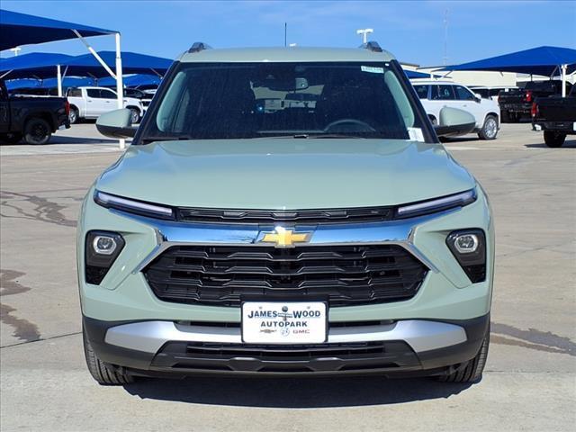 new 2025 Chevrolet TrailBlazer car, priced at $28,080