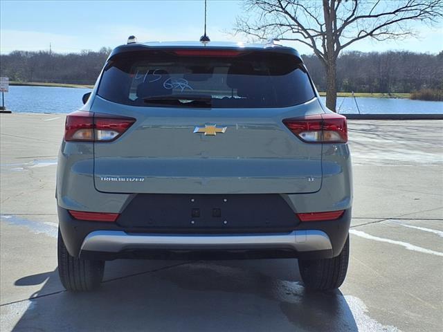 new 2025 Chevrolet TrailBlazer car, priced at $28,080