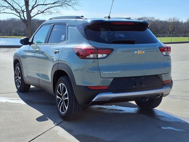 new 2025 Chevrolet TrailBlazer car, priced at $28,080