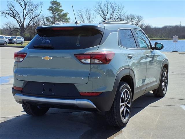 new 2025 Chevrolet TrailBlazer car, priced at $28,080