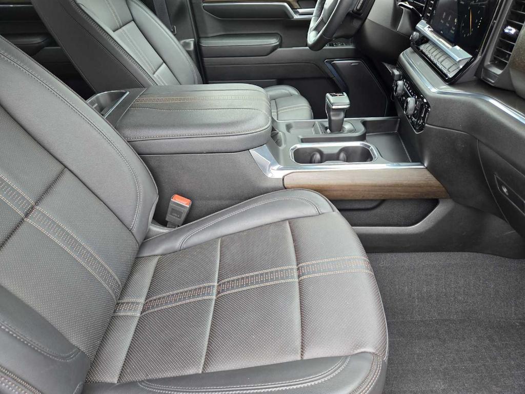 used 2024 Chevrolet Silverado 1500 car, priced at $58,977