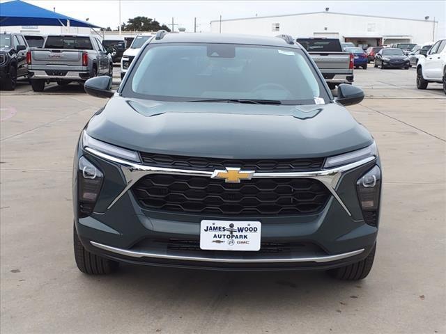 new 2025 Chevrolet Trax car, priced at $23,440