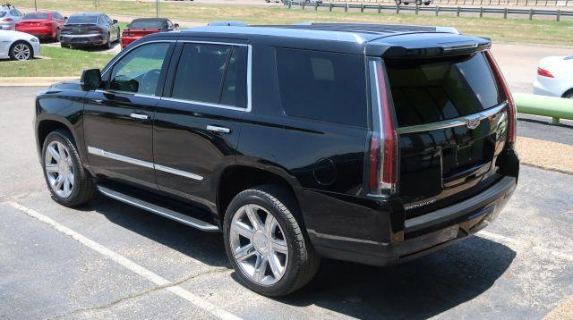 used 2018 Cadillac Escalade car, priced at $25,750