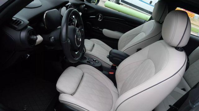 used 2022 MINI SE Hardtop car, priced at $18,950