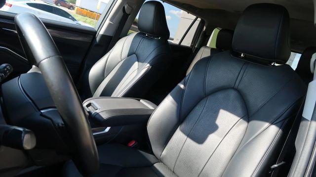 used 2020 Toyota Highlander car, priced at $27,850