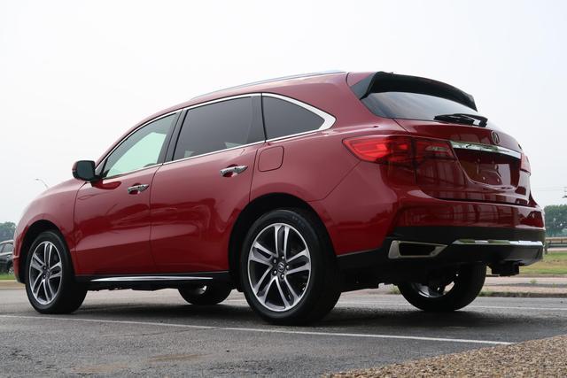 used 2018 Acura MDX car, priced at $22,550