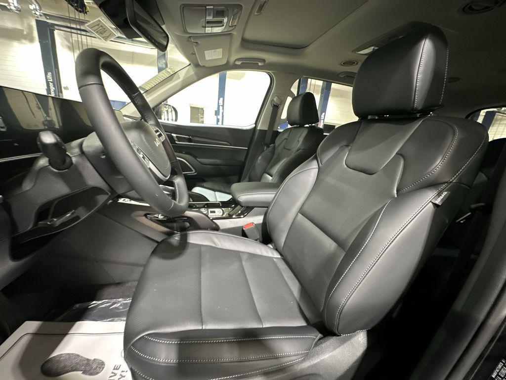 new 2025 Kia Telluride car, priced at $38,699