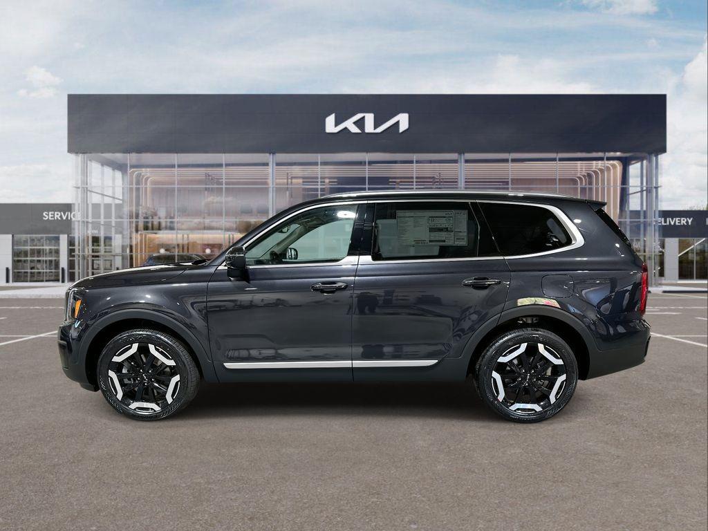 new 2025 Kia Telluride car, priced at $38,699