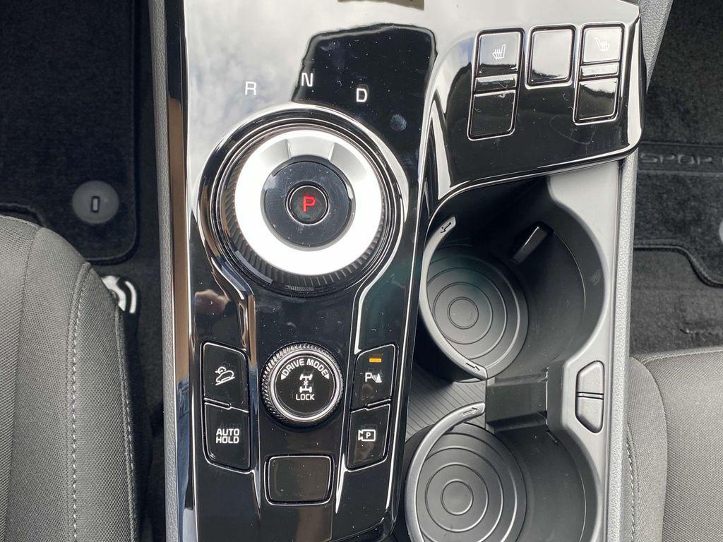 new 2025 Kia Sportage Hybrid car, priced at $27,356