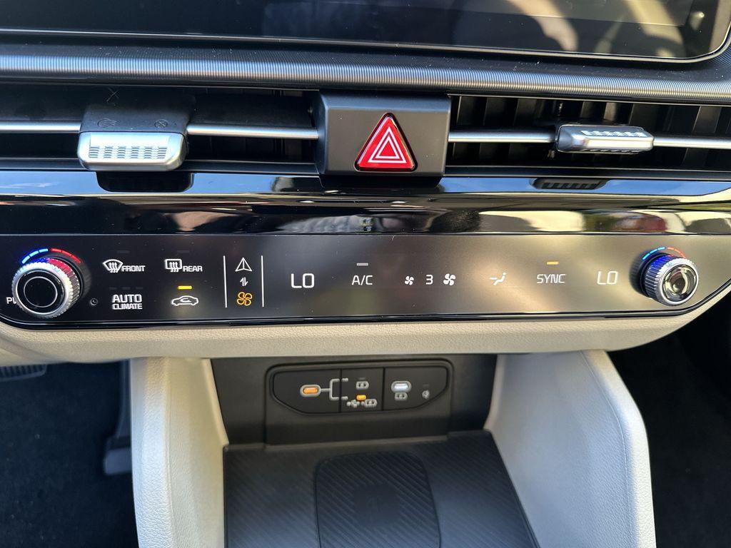 new 2026 Kia Sportage car, priced at $31,296