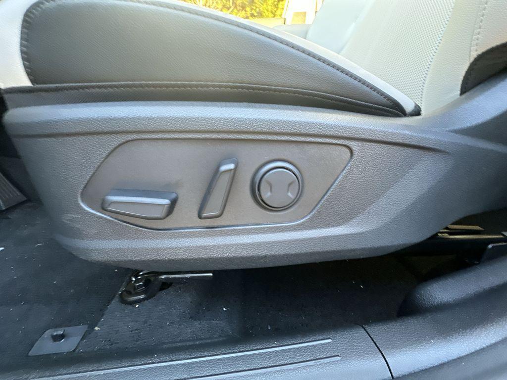 new 2026 Kia Sportage car, priced at $31,296