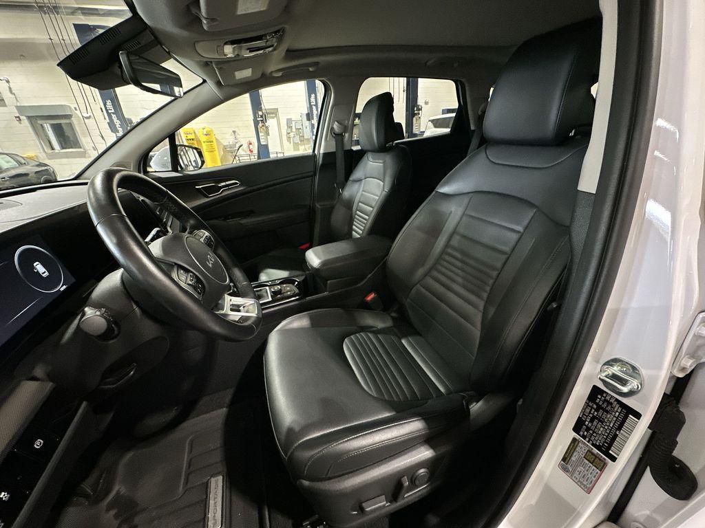 used 2024 Kia Sportage car, priced at $27,695
