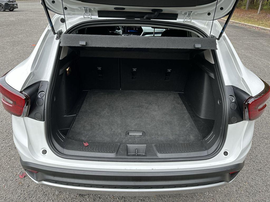 used 2024 Chevrolet Trax car, priced at $20,619