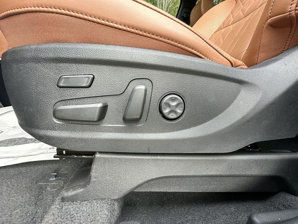 new 2025 Kia Telluride car, priced at $52,995