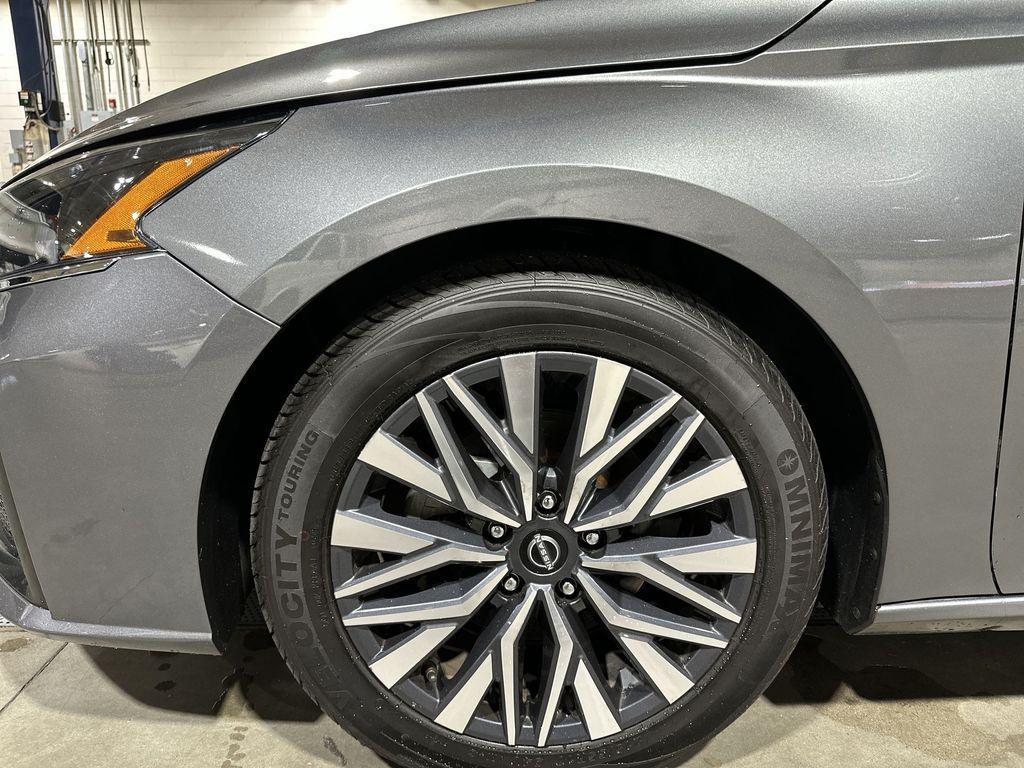 used 2023 Nissan Altima car, priced at $18,011