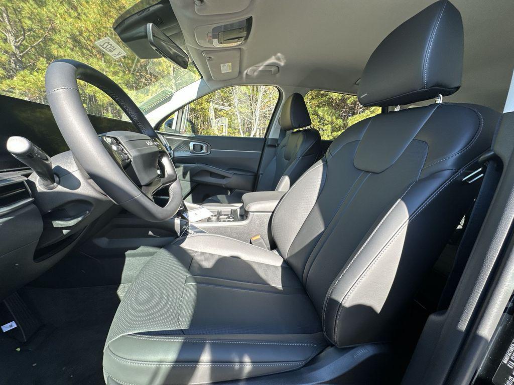 new 2026 Kia Sorento car, priced at $36,646