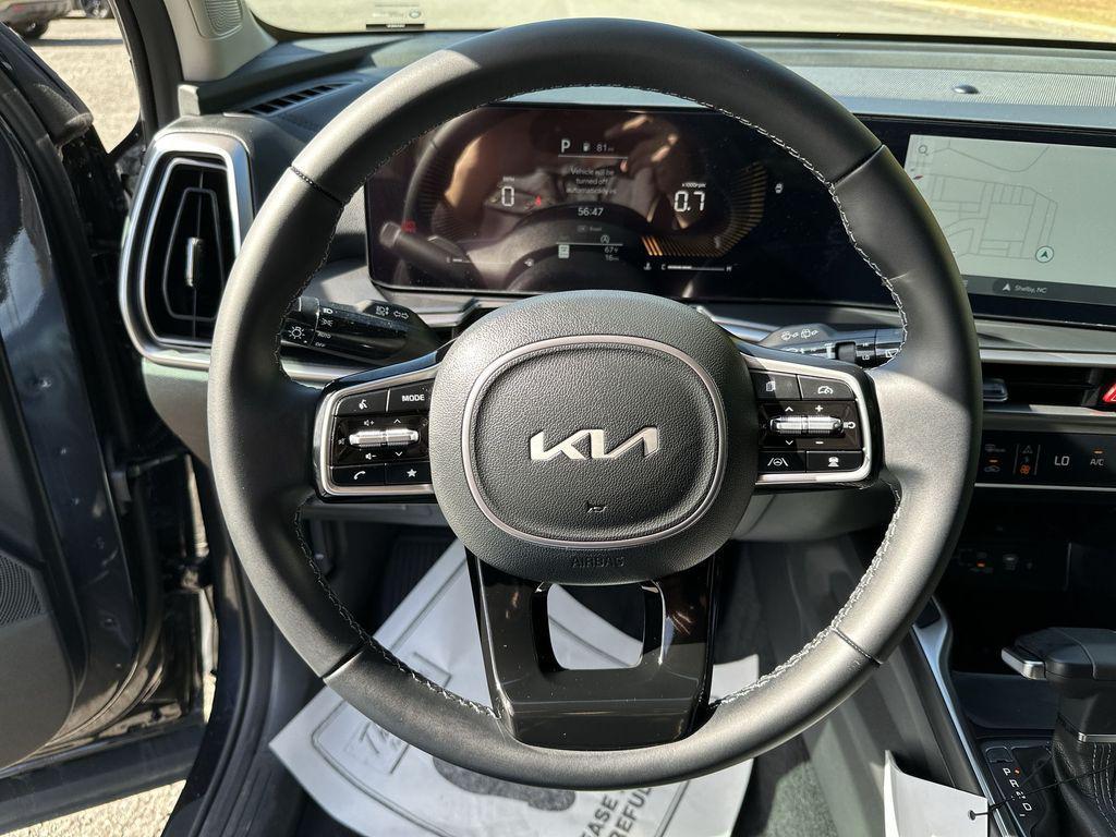 new 2025 Kia Sorento car, priced at $31,630