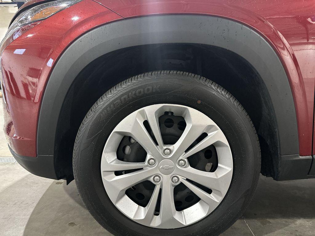 used 2024 Chevrolet Trax car, priced at $19,196