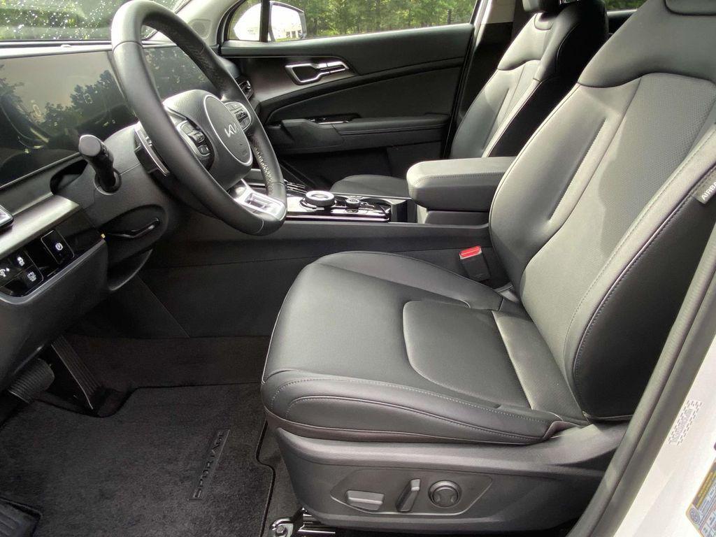 new 2025 Kia Sportage Hybrid car, priced at $29,512