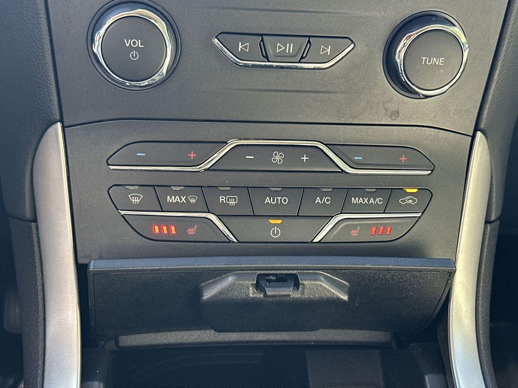 used 2020 Ford Edge car, priced at $17,905