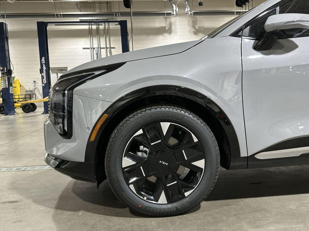 new 2026 Kia Sportage car, priced at $37,605