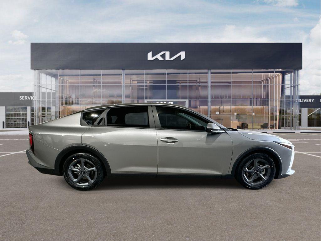 new 2025 Kia K4 car, priced at $24,330