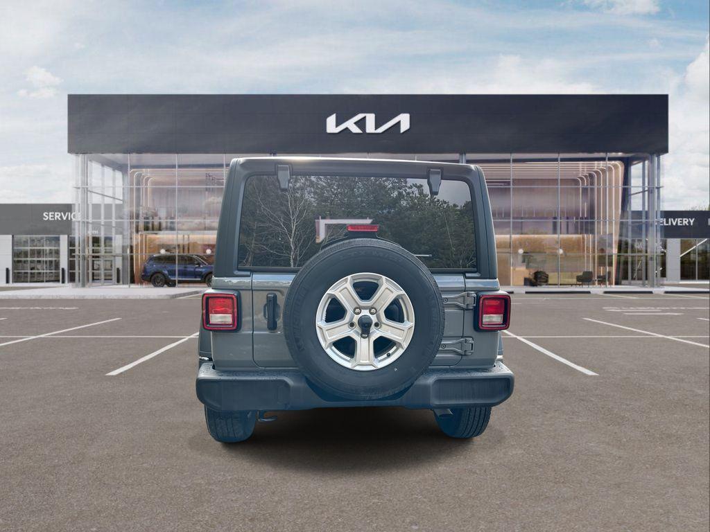 used 2021 Jeep Wrangler Unlimited car, priced at $27,110