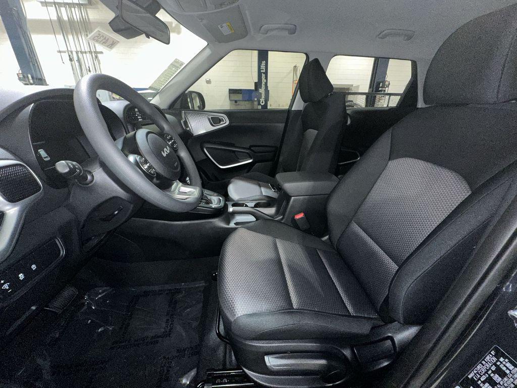 new 2025 Kia Soul car, priced at $21,875